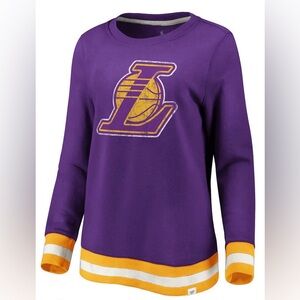 Women’s Fanatics brand Lakers sweatshirt. Size XL. Excellent condition.